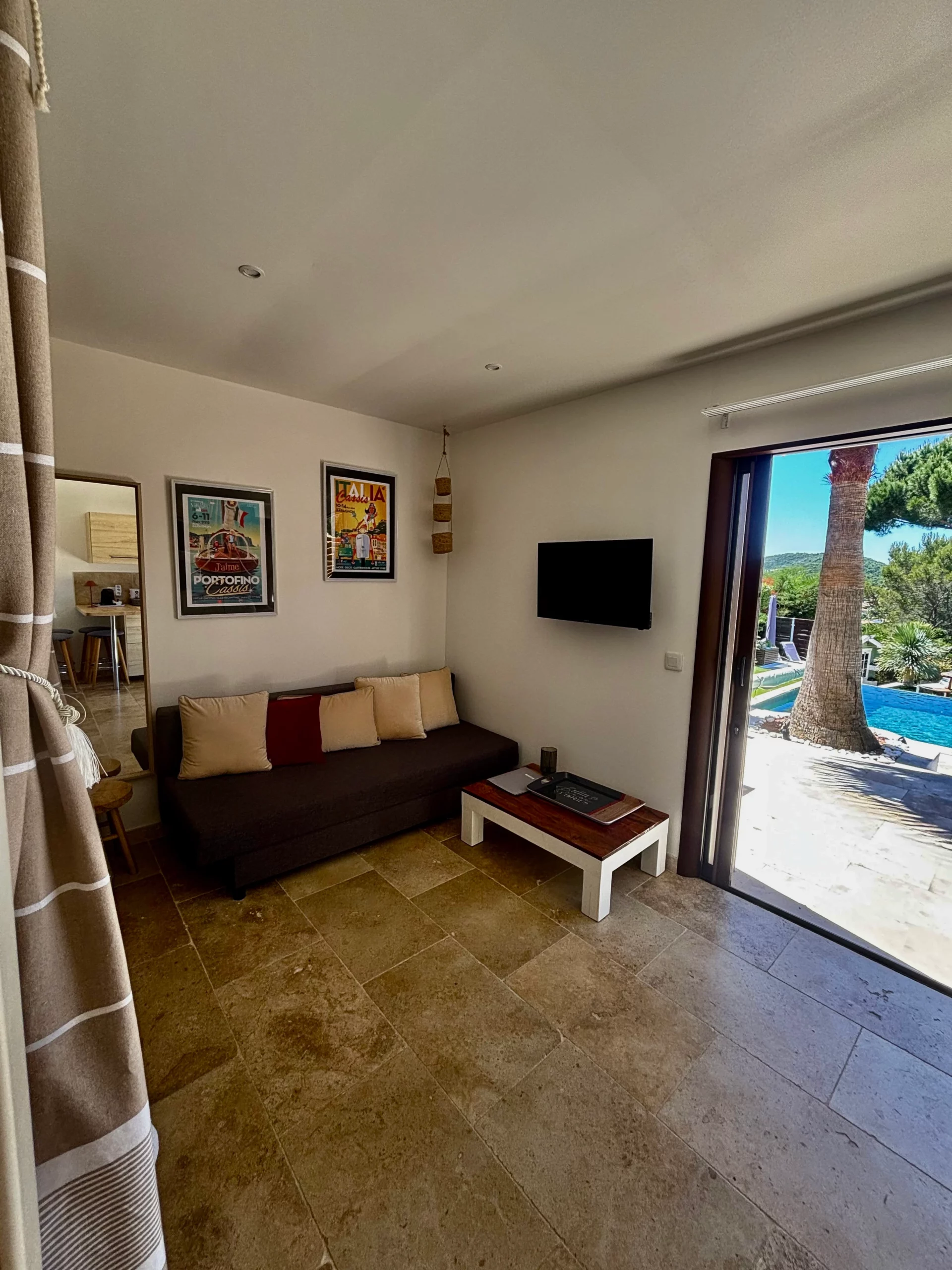 Salon du gîte Levant HomeStay Bormes-les-Mimosas