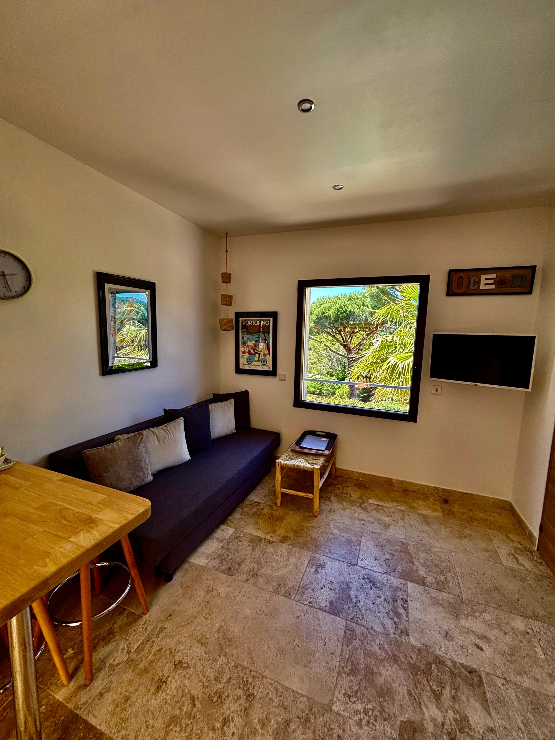Salon d'un gîte HomeStay Bormes les Mimosas